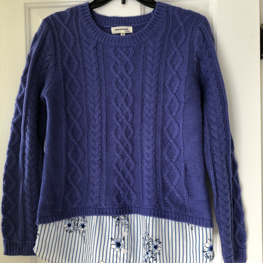 🚨SALE- send an offer!! Comfy and stylish sweater